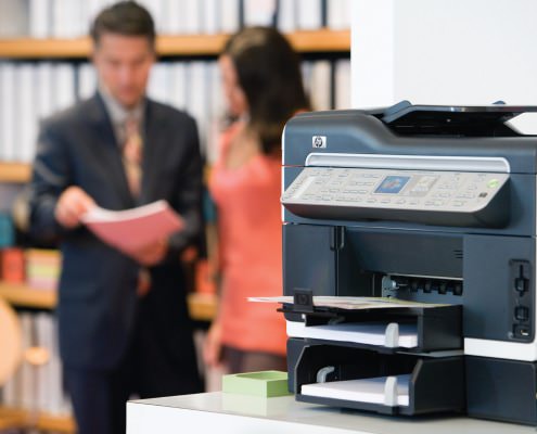 Um die Daten verarbeiten zu können, muss der Drucker oder Kopierer eine bestimmte Druckersprache verstehen